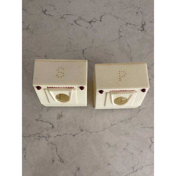 Vintage Westinghouse Ivory Washing Machine and Dryer Mini Salt & Pepper Shakers - Picture 2 of 8